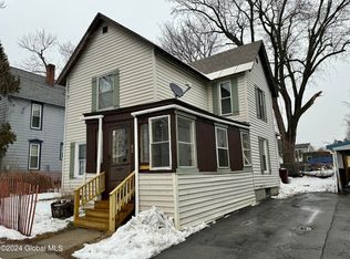 90 Yale St, Gloversville, NY 12078