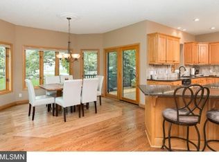 8954 Willowby Xing N, Maple Grove, MN 55311