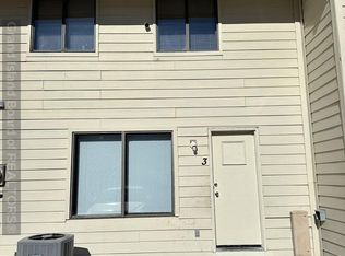 210 Piper St APT 3, Grand Island, NE 68803