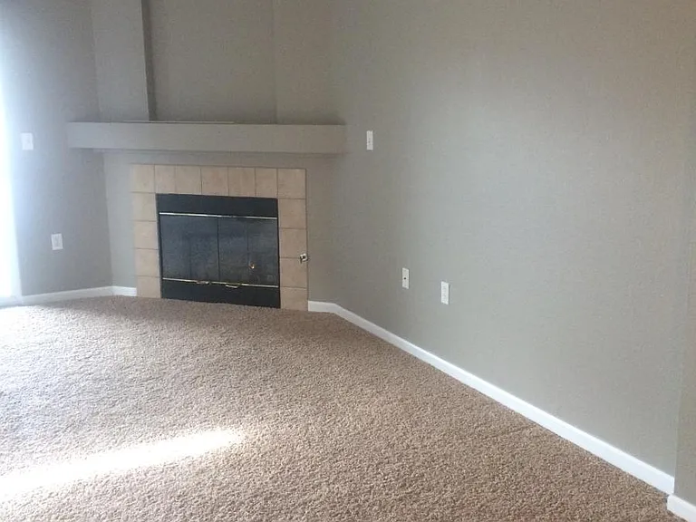 5225 White Willow Dr #A120 — Photo 2