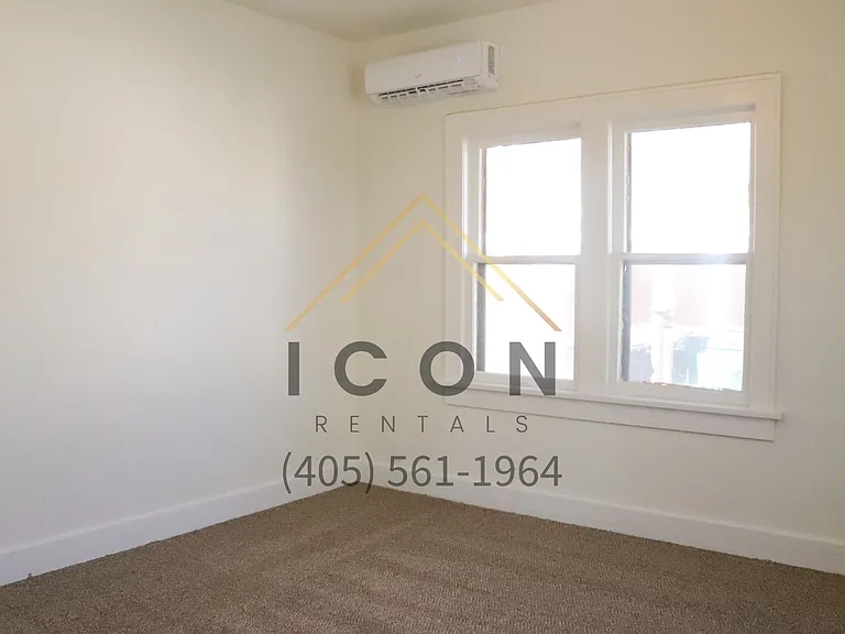 3143 NW 14th St — Photo 8