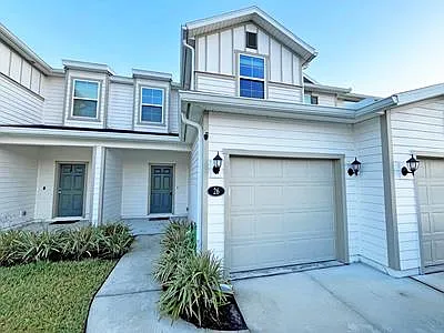 3 bed, 2.5 bath, 1633 sqft, $2,000 — Photo 1