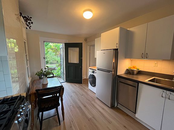 2nd image of 8 Academy St #1R