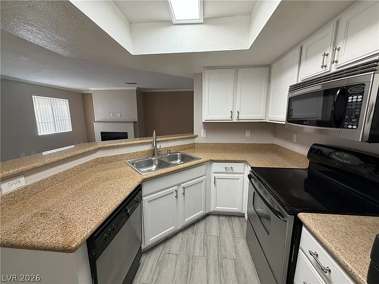8600 W Charleston Blvd #1044 — Photo 13