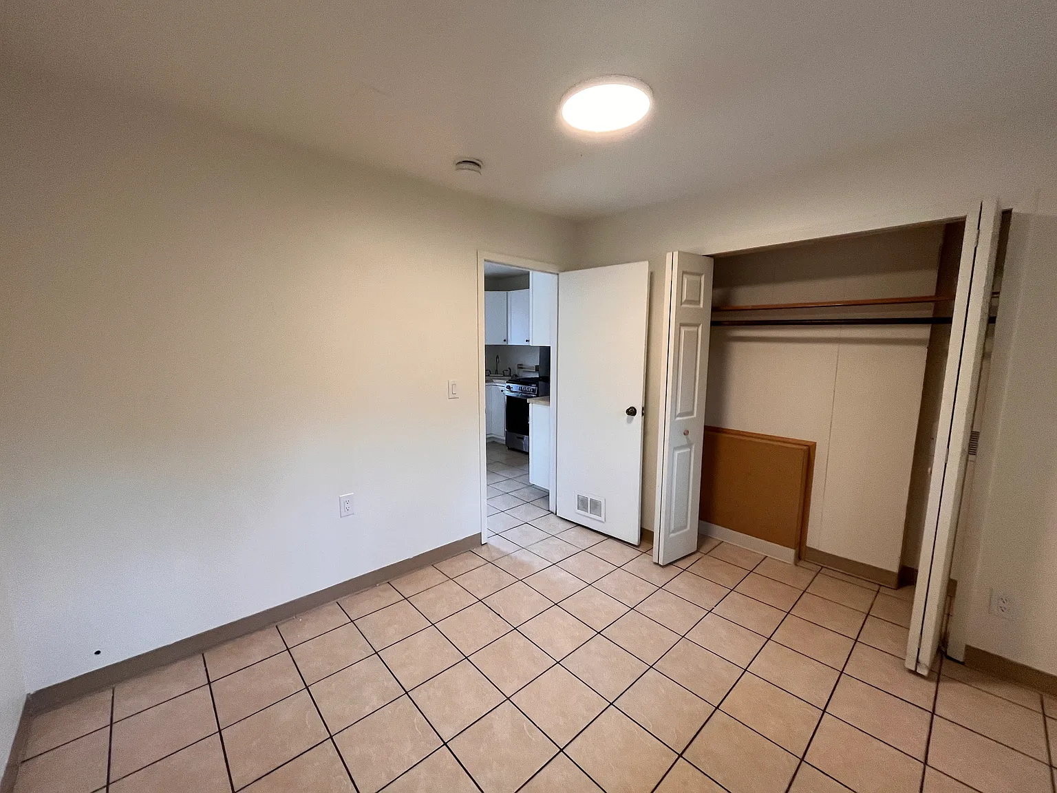 1 bed, 277 sqft, $925 — Photo 4
