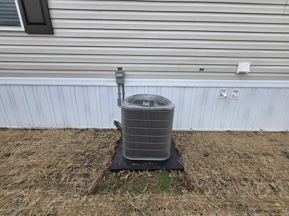 2 Bed 2 Bath Single Section Plan, Carriage Way