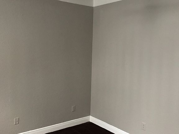 4th image of 7109 Sportsmans Dr