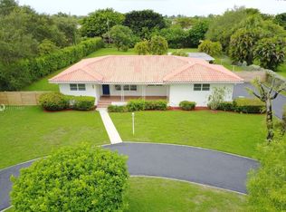 8468 SW 70th St, Miami, FL 33143