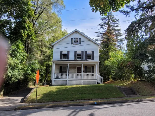 27 Starr Avenue, Danbury, CT 06810