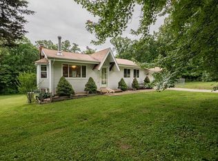 261 Meadow Woods Rd, Hillsboro, MO 63050