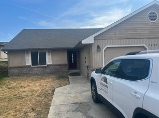 413 S 74th Ave #A, Yakima, WA