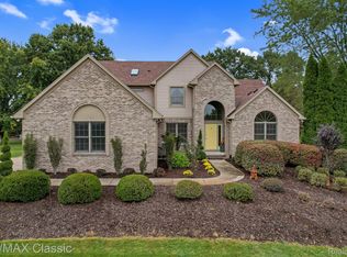 4733 Crows Nest Ct, Brighton, MI
