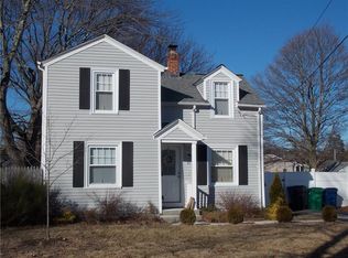 97 Glendale Ave, Warwick, RI 02889