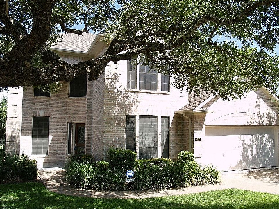 Beautiful Inviting Home