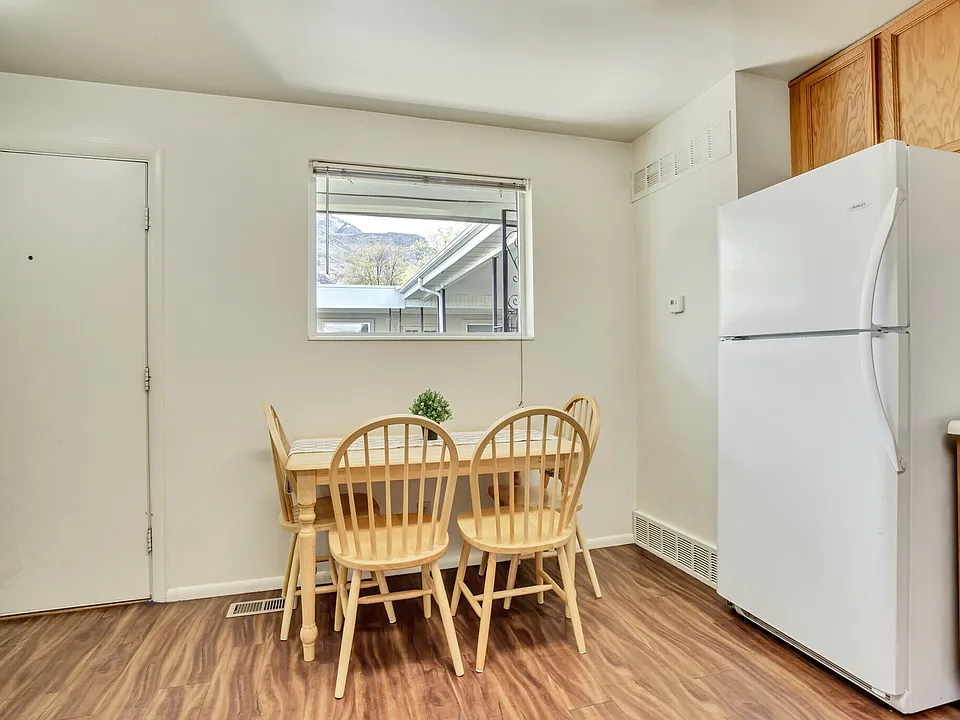 Bountiful Court Apartments
