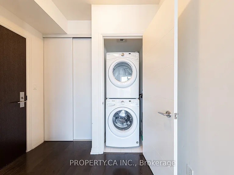 460 Adelaide St E #706 — Photo 3