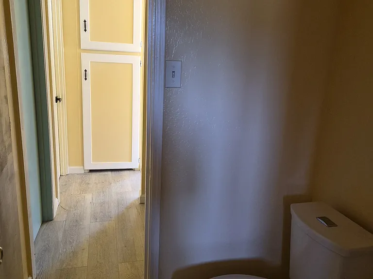 Fitch Ln — Photo 4