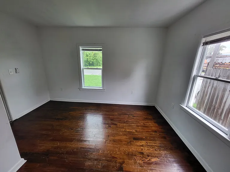 1000 N Poplar St #A — Photo 8
