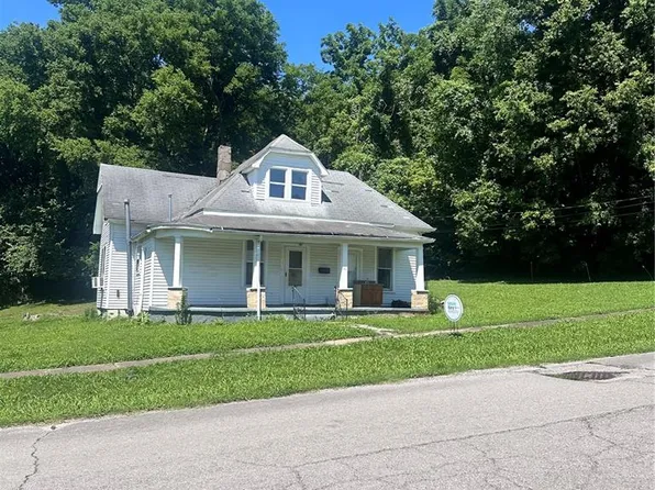 311 E Davidson Ave, Chaffee, MO 63740