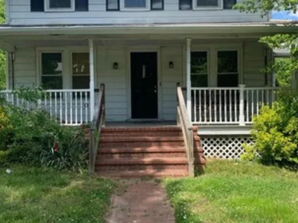 4724 Branchville Rd, College Park, MD 20740