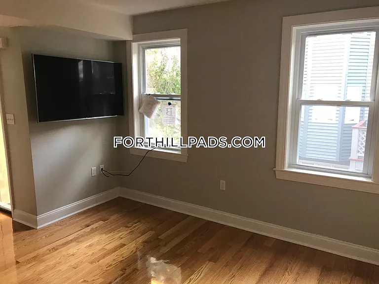 6 Saint James Pl — Photo 38