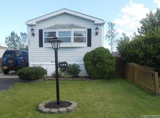 1289 Old Beebe Rd, Lockport, NY 14094