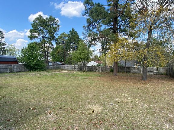 4th image of 138 Crestwood Arch
