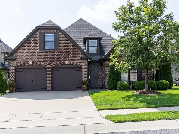 3225 Arbor Hill Trce, Hoover, AL 35244