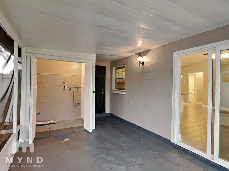 1339 Primrose Ct — Photo 18