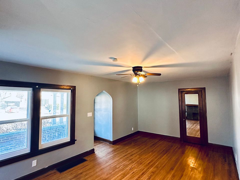 1st image of 2913 Northwood Ave #1