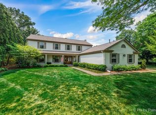 1271 Wild Rose Ln, Lake Forest, IL 60045