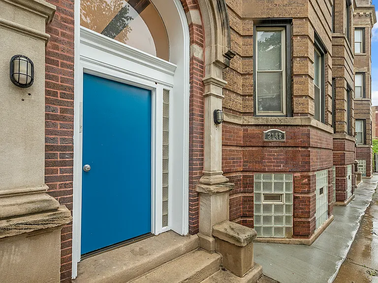 3700-3706 W Cermak Rd — Photo 15