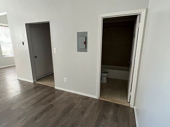 3rd image of 223-233 Slater St #22-114