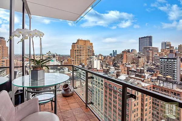 Rented by Halstead Real Estate | media 103