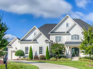 6067 Delshire Ct, Raleigh, NC 27614