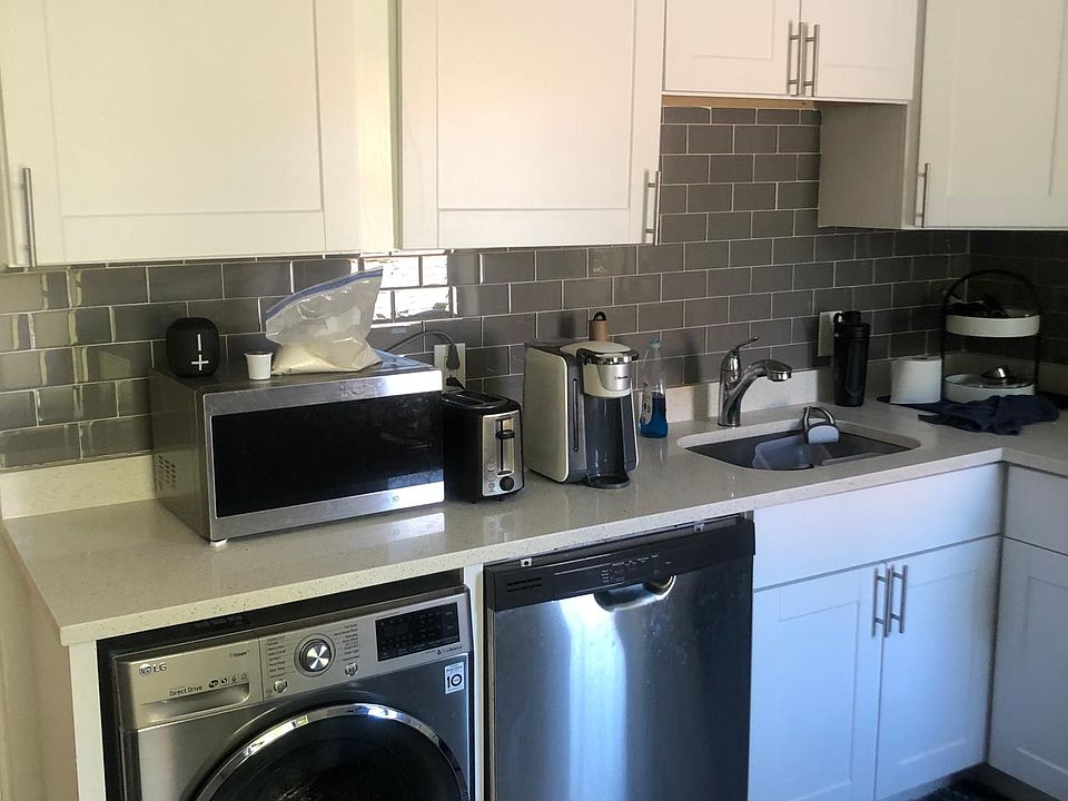 1st image of 1054 W Lill Ave #30