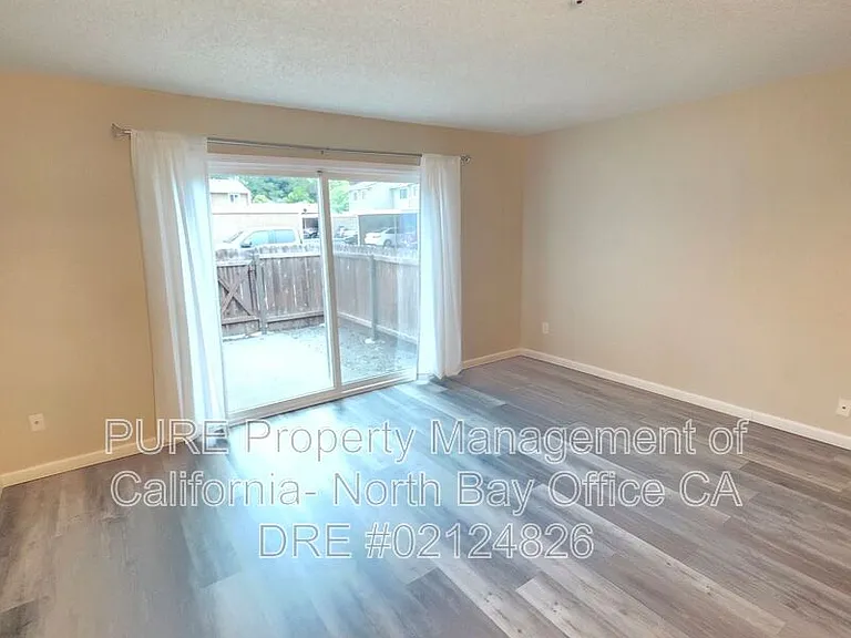 552 Santa Alicia Dr — Photo 2