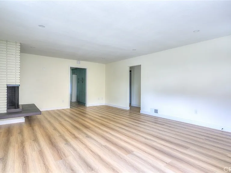 1032 S Golden W #A — Photo 6