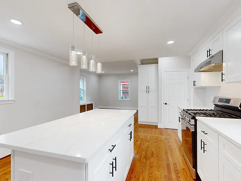 22 Baldwin St — Photo 14