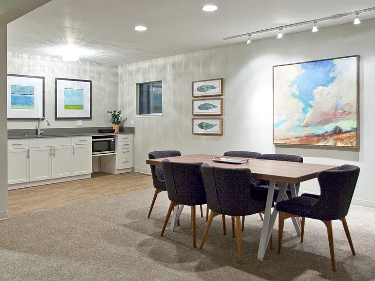 Evergreen Ridge Apartments — Photo 19