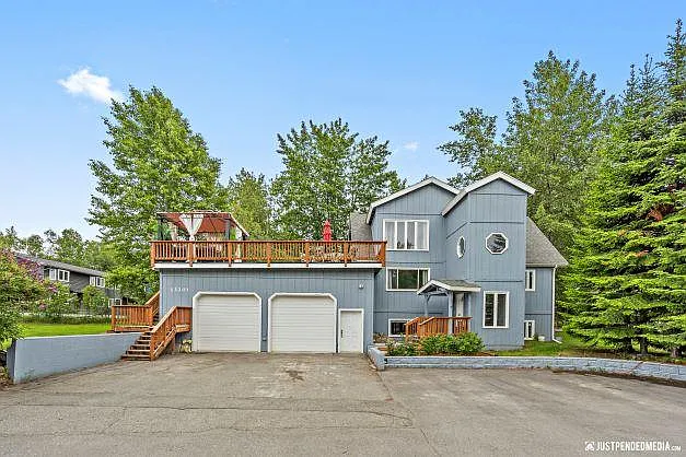 13201 Venus Way — Photo 2