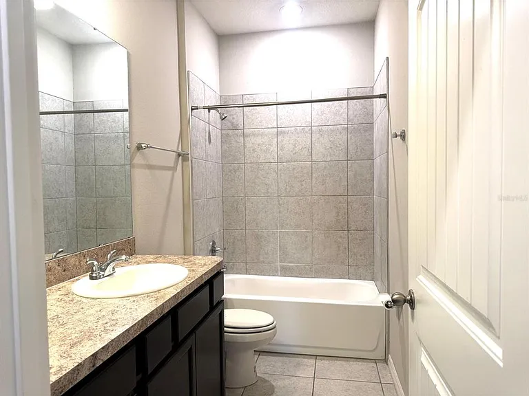 863 Hudson Valley Dr — Photo 13