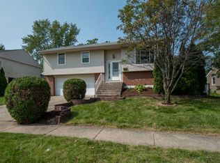 320 Hickory Ave, Romeoville, IL 60446