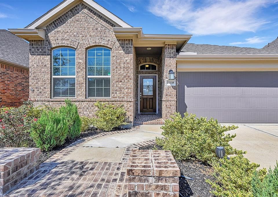 1st image of 19118 Panther Cave Ct
