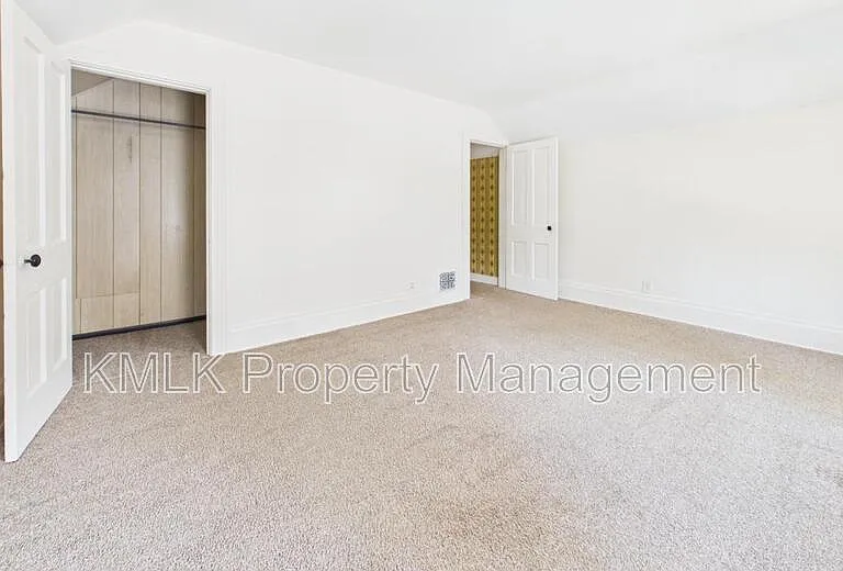 183 N Union St — Photo 29