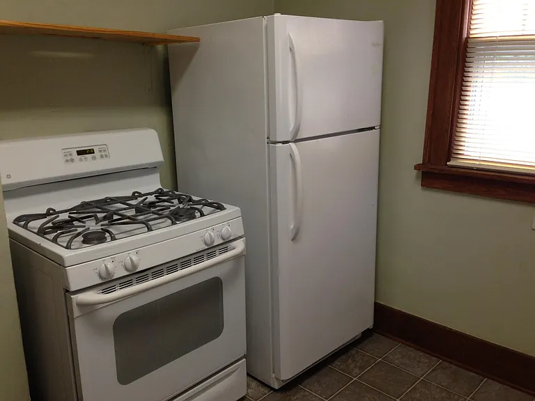 523 Fairchild St — Photo 12