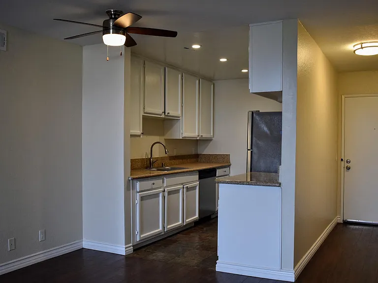 1010 Raleigh Street — Photo 10