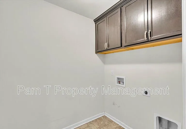 356 Casey Dr — Photo 33