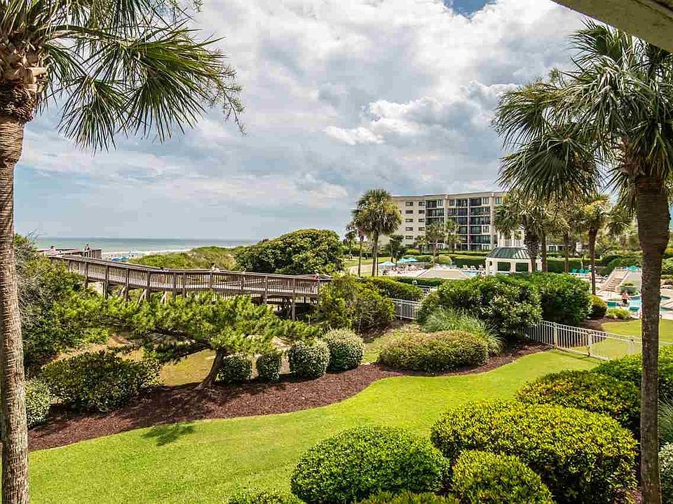 1st image of 601 Retreat Beach Cir #103