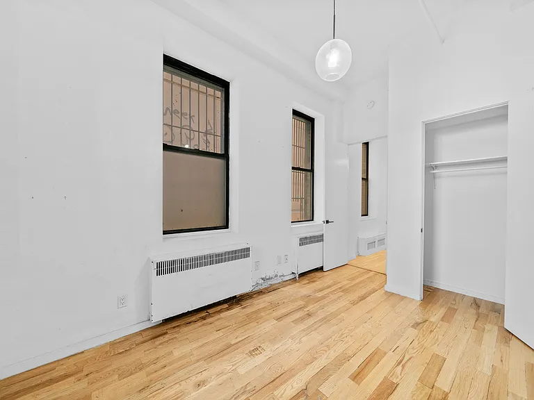 584 Myrtle Ave #1B — Photo 8